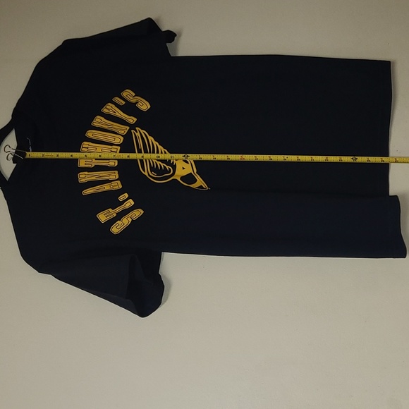 Mens T-shirt, Small, St. Anthony's Flying Sneaker logo - Picture 6 of 11